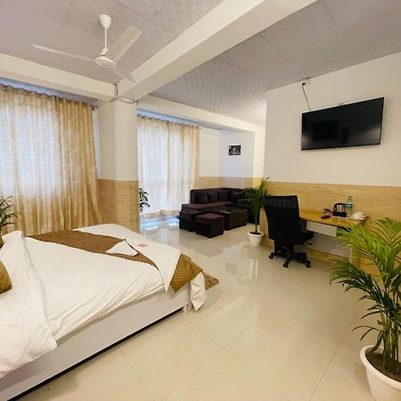 Hotel Relax In - Noida Sector 18 외부 사진