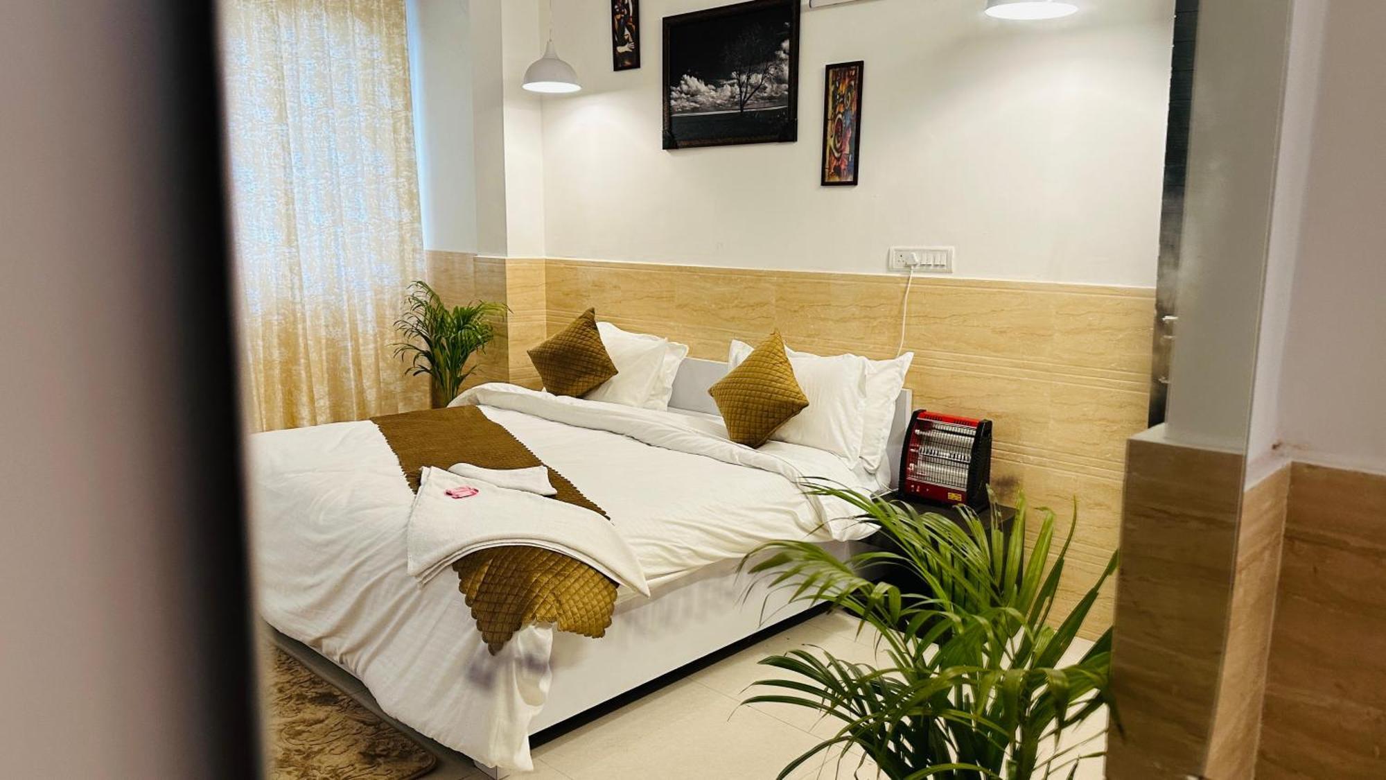 Hotel Relax In - Noida Sector 18 외부 사진