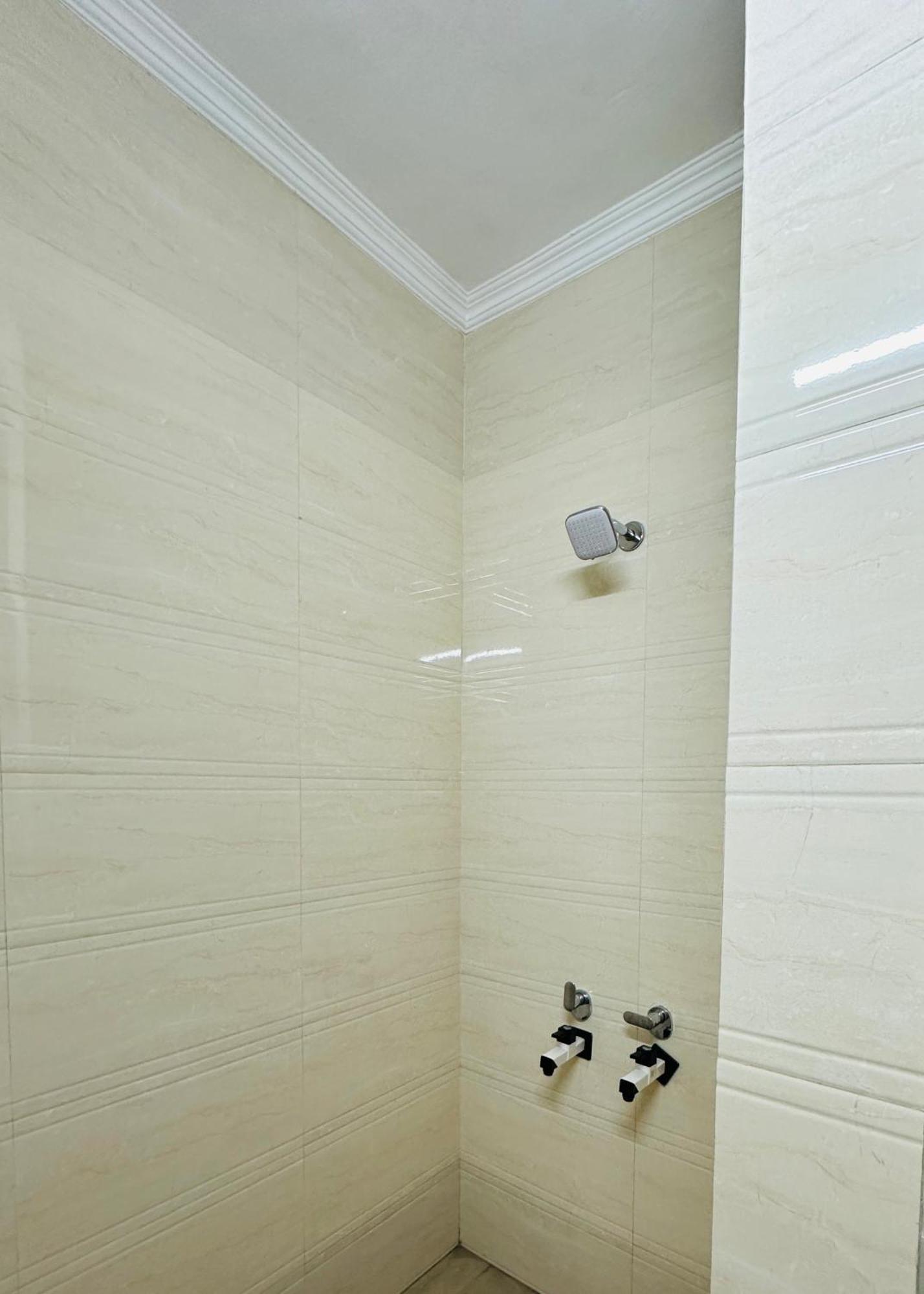 Hotel Relax In - Noida Sector 18 외부 사진