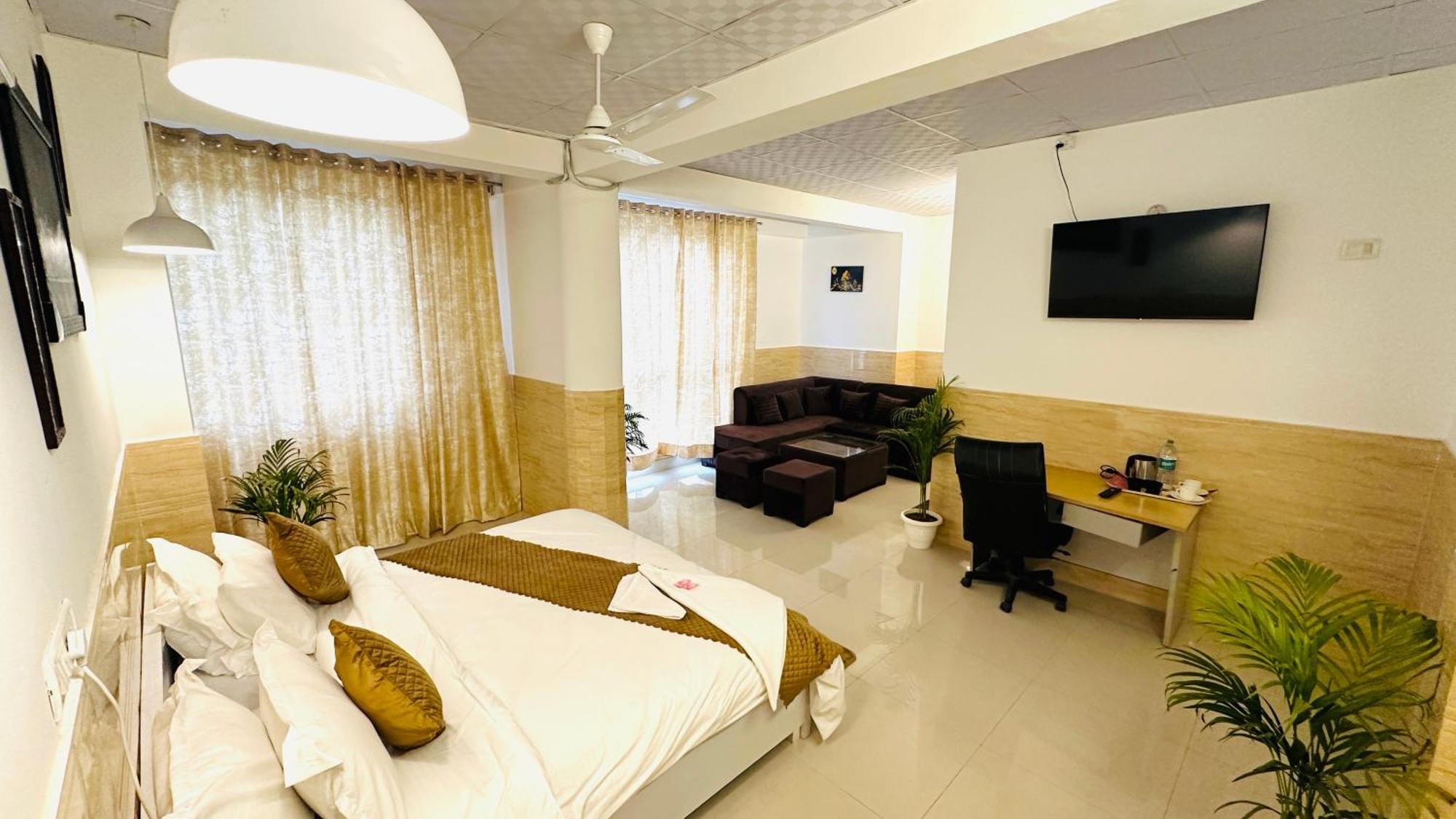 Hotel Relax In - Noida Sector 18 외부 사진